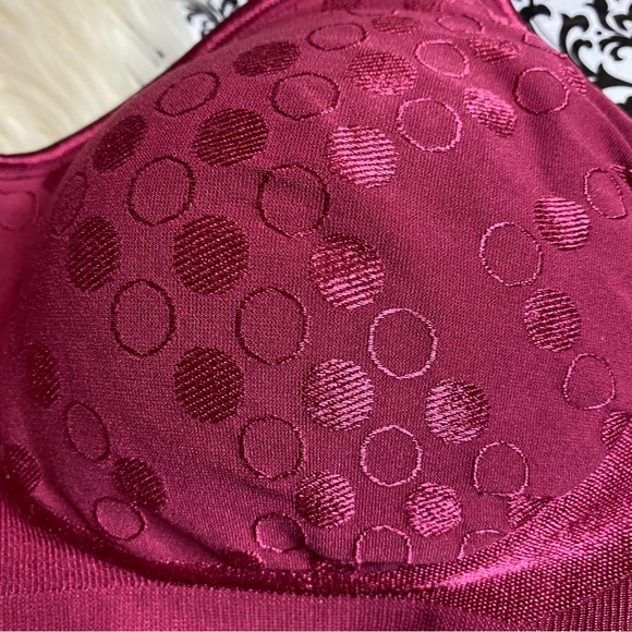 Bali : size M : magenta full coverage ‘ComfortFlex Fit Shaping’ Wireless dot Bra - Picture 5 of 10